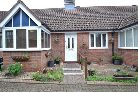 1 bedroom bungalow to rent, Gatehouse Mews, Buntingford, Herts, SG9 9AQ