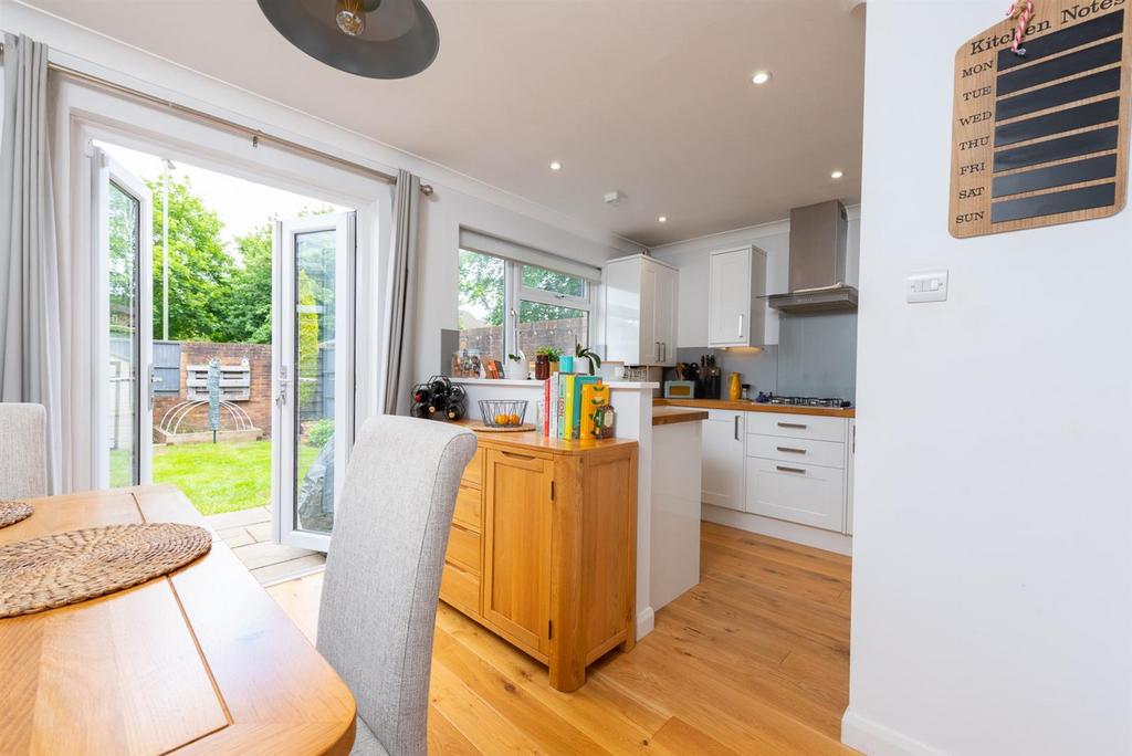 Kitchen/Dining Room