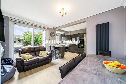 4 bedroom terraced house for sale, Ashley Gardens, Palmers Green, N13