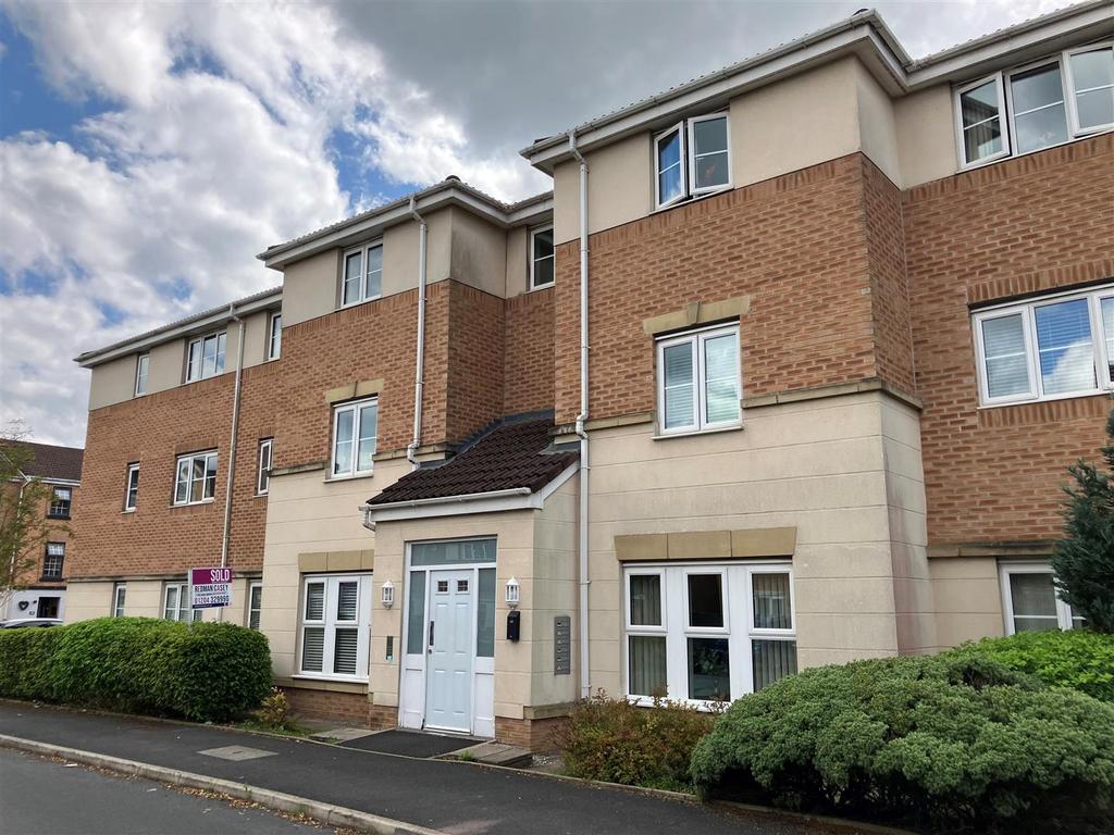 18 Hazel Pear Close - sold.jpg
