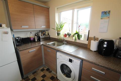 18 Hazel Pear Close, Horwich, Bolton, BL6 5GS