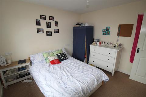 18 Hazel Pear Close, Horwich, Bolton, BL6 5GS