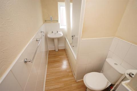 3 bedroom terraced house for sale, Chorley New Road, Horwich, Bolton