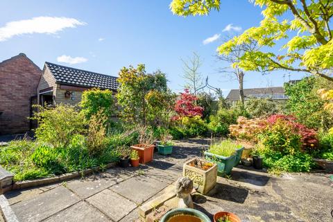 3 bedroom detached bungalow for sale, Eastholme Drive, York