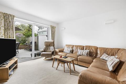 362 Peppard Road, Emmer Green, Reading, RG4 8UZ
