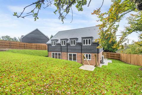 5 bedroom detached house for sale, Gravel Hill, Emmer Green, Reading