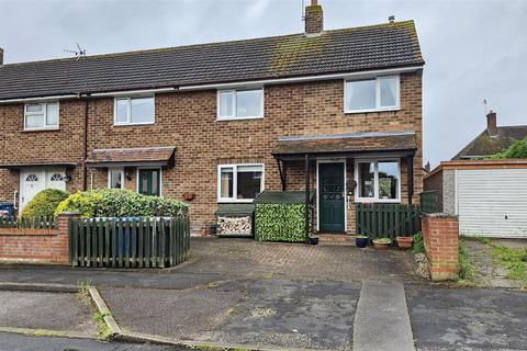 4 bedroom semi-detached house for sale, Holloway Close, East Bridgford