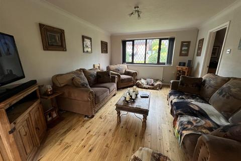 4 bedroom detached house for sale, Redwood Close, Ross-On-Wye HR9