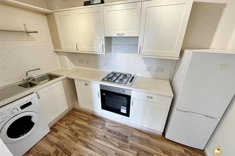 2 bedroom apartment for sale, St Christophers Walk, Wakefield WF1