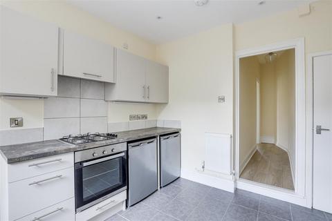 1 bedroom flat for sale, Holme Road, West Bridgford NG2