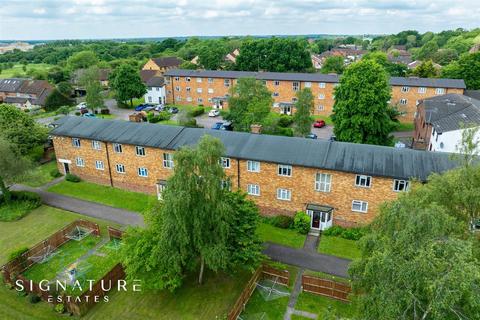 2 bedroom apartment for sale, Rayleigh House, Shirley Road, ABBOTS LANGLEY
