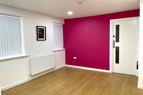 Office to rent, First Floor East & West Spracklen House, Dukes Place, Marlow