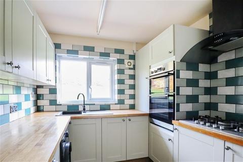 2 bedroom flat to rent, Harpenden AL5