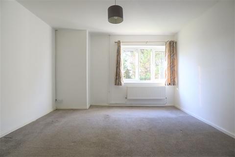 2 bedroom flat to rent, Harpenden AL5