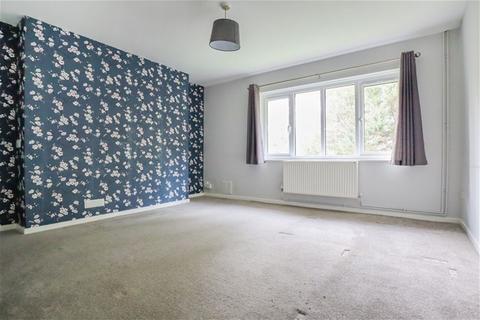 2 bedroom flat to rent, Harpenden AL5