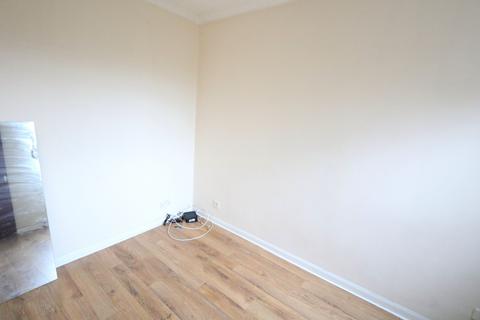 1 bedroom flat for sale, Dock Road, Tilbury