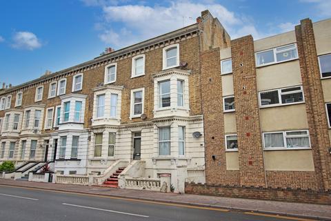 1 bedroom flat to rent, Canterbury Road, Margate