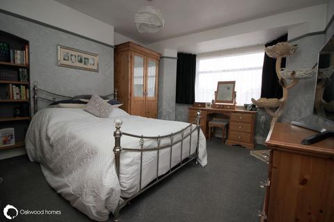4 bedroom semi-detached house for sale, Millmead Avenue, Cliftonville, Margate