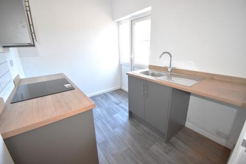 1 bedroom flat to rent, Chanterlands Avenue, Hull, HU5