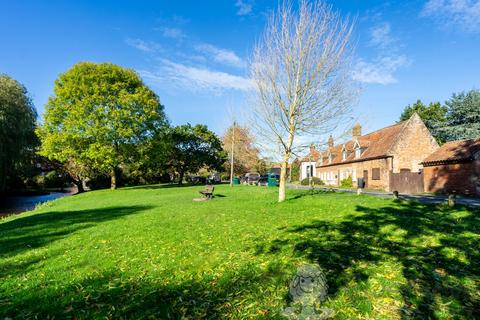 3 bedroom semi-detached house for sale, Stocks Hill, Bawburgh, Norwich, Norfolk, NR9