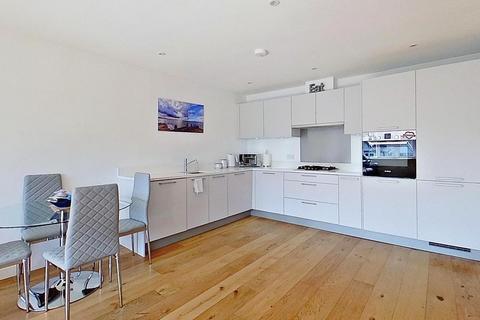 1 bedroom flat for sale, Chaucer House, Whitstable, CT5 1FT