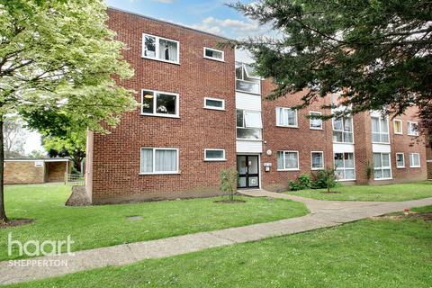 2 bedroom flat for sale, Staines Road West, SUNBURY-ON-THAMES