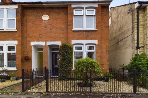 28 Armscroft Road, Gloucester, GL2 0SJ