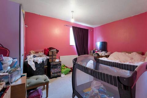 116 Sheepwalk, Paston, Peterborough, PE4 7BL