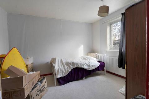 116 Sheepwalk, Paston, Peterborough, PE4 7BL
