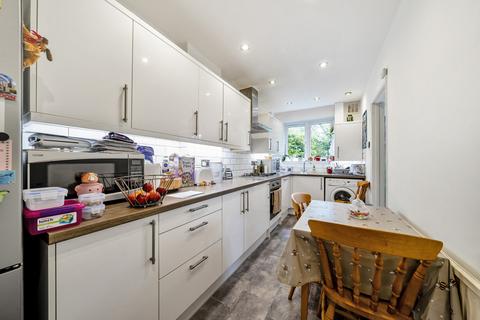 3 bedroom terraced house for sale, Castlands Road, London