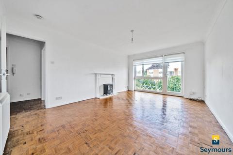 1 bedroom flat for sale, Upper Edgeborough Road, Surrey GU1