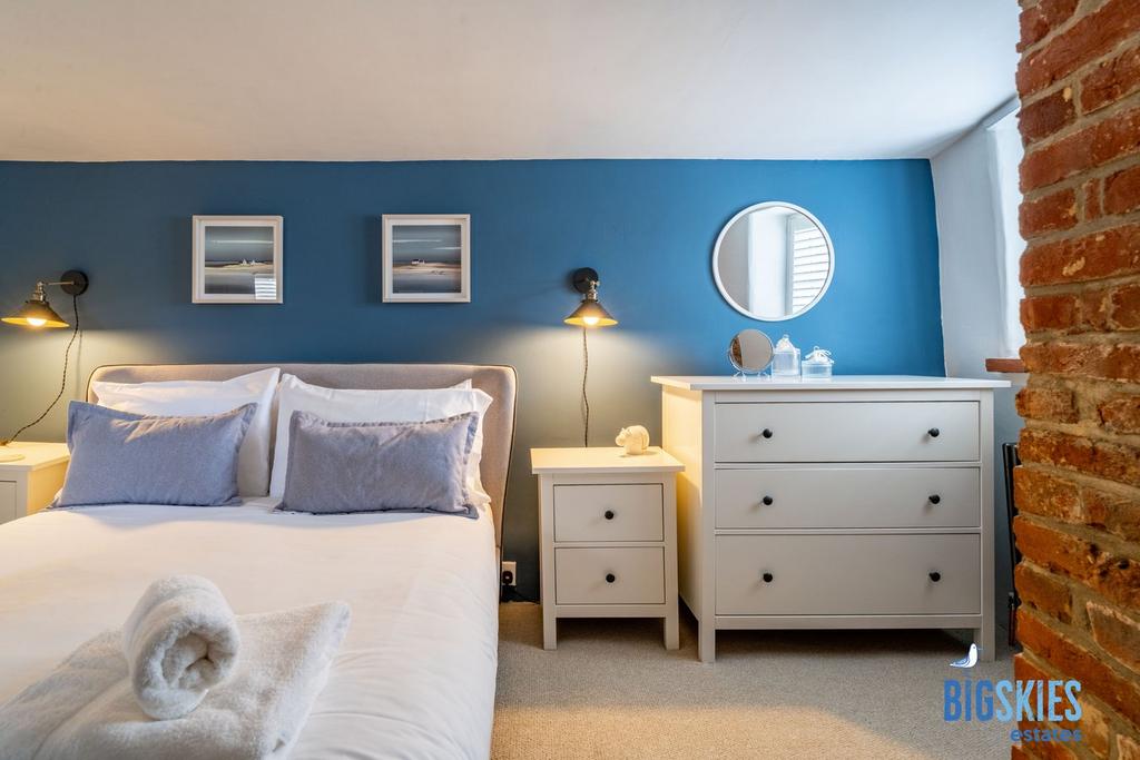 Principal Bedroom