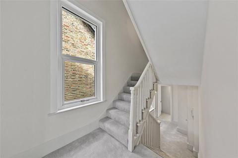 39a Crown Road, St Margarets, Twickenham, TW1 3EJ