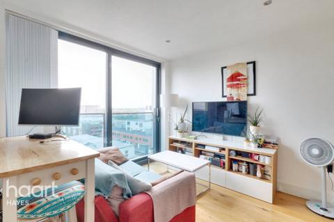 1 bedroom apartment for sale, Station Road, HAYES