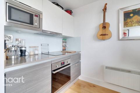 1 bedroom apartment for sale, Station Road, HAYES