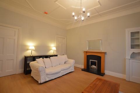 1 bedroom flat to rent, Kennyhill Square, Dennistoun, Glasgow, G31