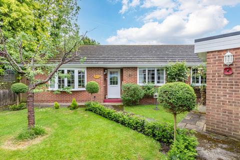 3 bedroom bungalow for sale, Elveden Close, Woking GU22