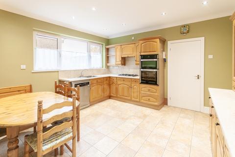 4 bedroom detached house for sale, Station Road, Ystradgynlais, Swansea, West Glamorgan