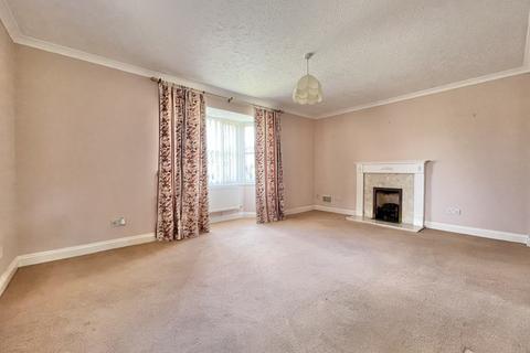 1 Fowler Close, Exminster, Exeter, EX6 8SX