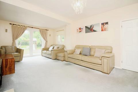 30 Delaware Road, Leicester, LE5 6LG