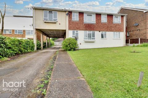 1 bedroom flat for sale, Bellhouse Road, Leigh-On-Sea