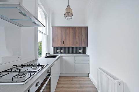 2 bedroom apartment to rent, Osborne Road, Windsor, Berkshire, SL4