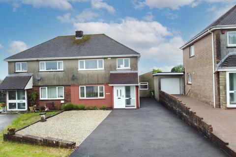 4 bedroom semi-detached house for sale, Talygarn Drive, Pontyclun, CF72 9BY