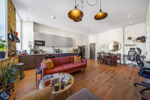 1 bedroom apartment for sale, Crickett House, Plassy Road, London