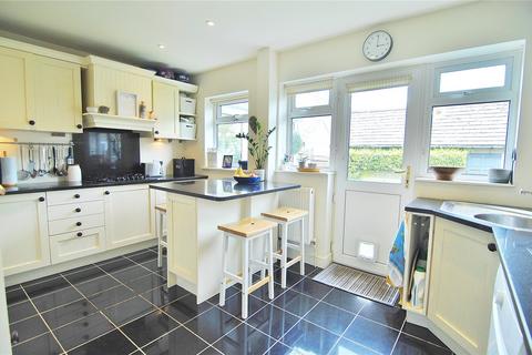 6 Bearsfield, Bisley, Stroud, GL6 7DB