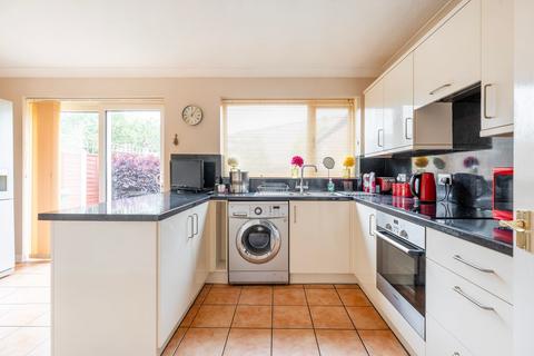 2 bedroom detached house for sale, Worcester Close, Ormesby
