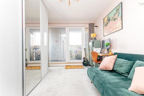 2 bedroom flat for sale, Cleveland Park Avenue, Walthamstow, London, E17