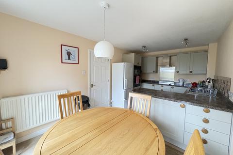 4 bedroom end of terrace house for sale, Marshfield SN14