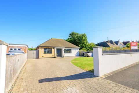 3 bedroom detached bungalow for sale, Shardeloes Road, Skegness PE25