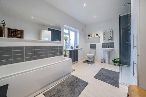 3 bedroom detached bungalow for sale, Shardeloes Road, Skegness PE25